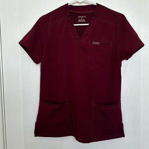 Gently used XS jaanuu scrub top! RED WINE COLOR